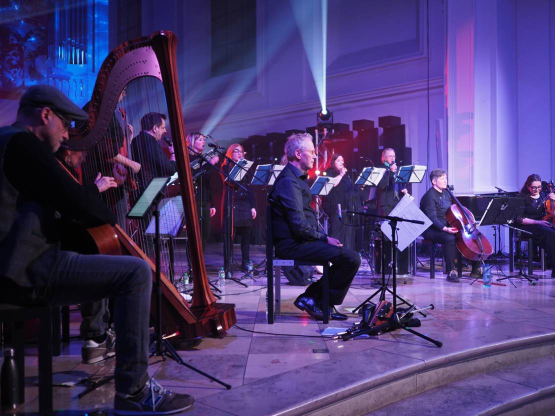 Stimmungsvolles Bild vom Orchester Lightsigns